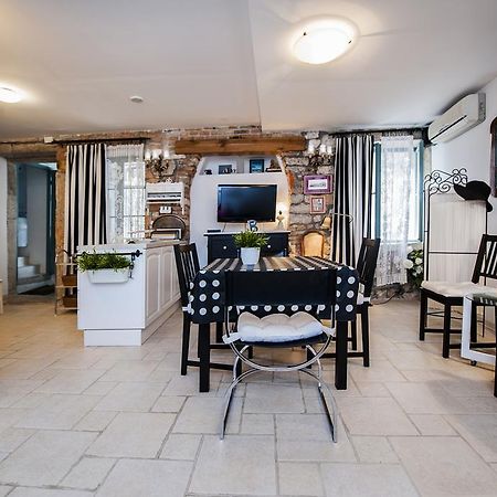 Apartment Art Rovinj Phòng bức ảnh