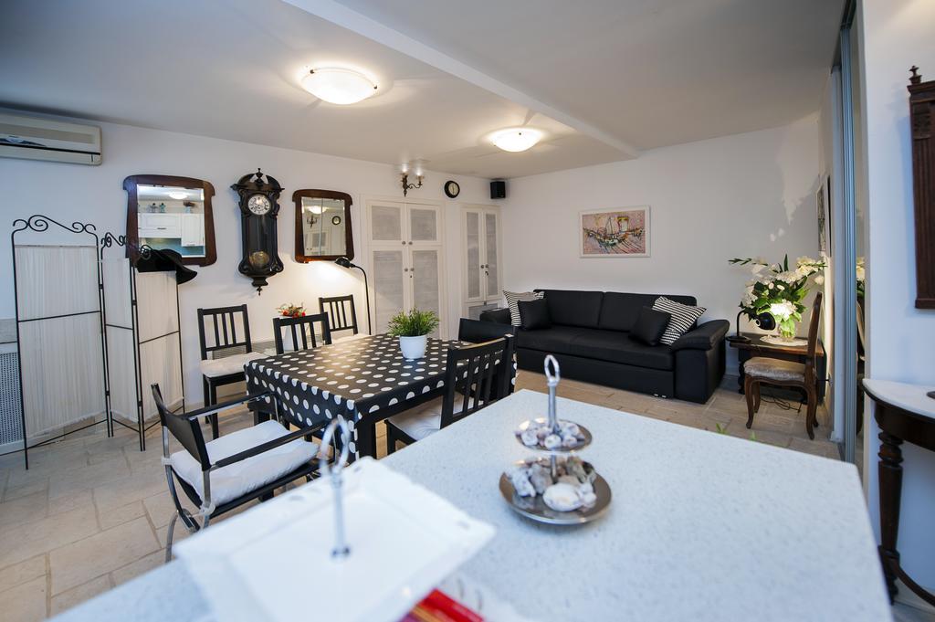 Apartment Art Rovinj Phòng bức ảnh